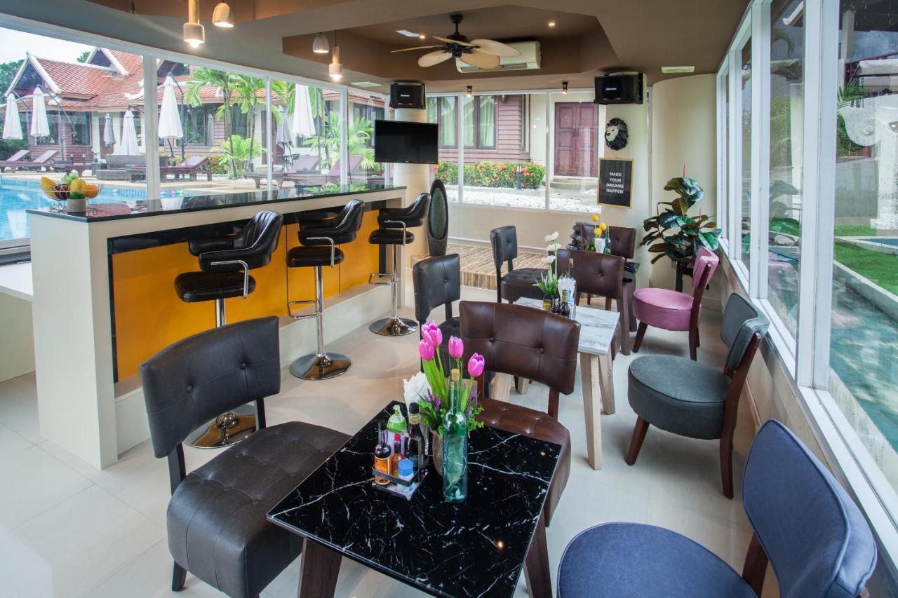 Achawalai Residence Village By Song Jomtien Beach Exteriör bild