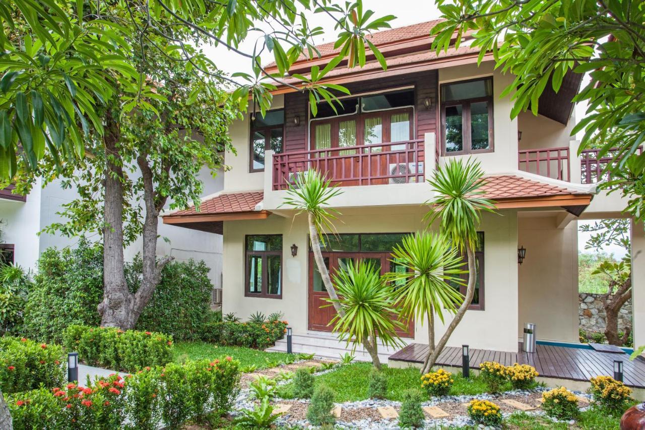 Achawalai Residence Village By Song Jomtien Beach Exteriör bild